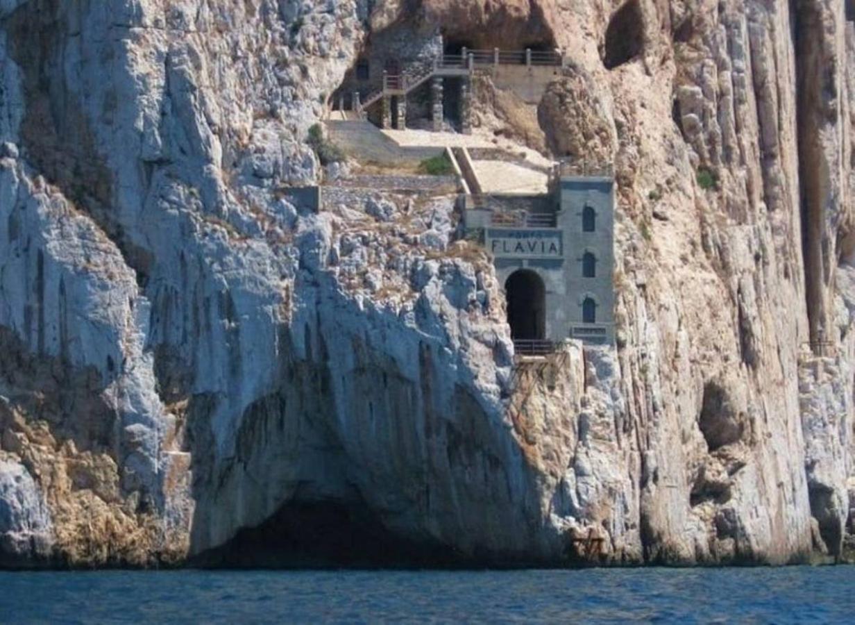 B&B Il Rifugio del Lupo Paringianu Esterno foto